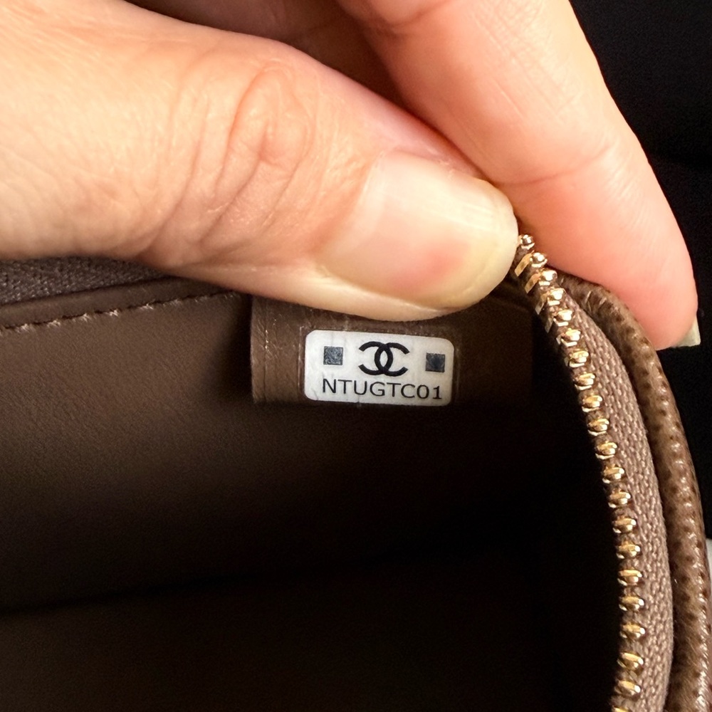 !SOLD! 
CHANEL Brown Quilted Vanity Bag with Gold Chain Strap - Picture 11 of 11